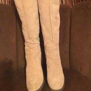 Calvin Klein bootsSize 8